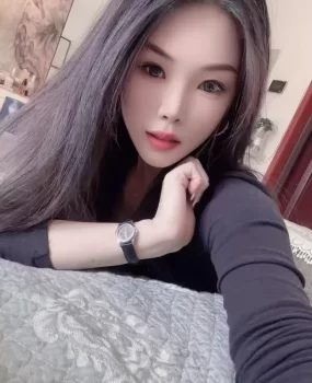 东丽小美妞