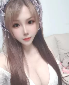 大奶小骚货御姐