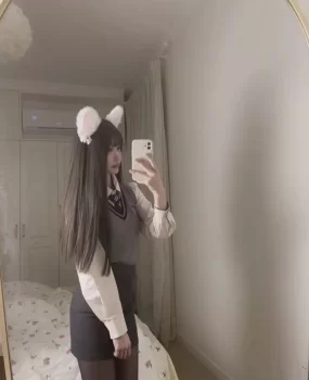 小可爱黑丝酒店前台兔子小姐姐态度服务好