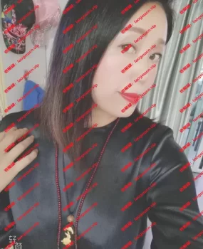 厦门熟女东北美玉别有一番风味