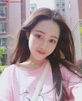 应届妹妹兼职，俩闺蜜超粉